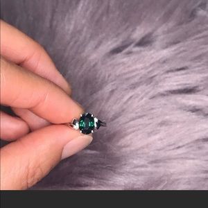 Brand new nature green/blue sapphire ring with 18K white Gold